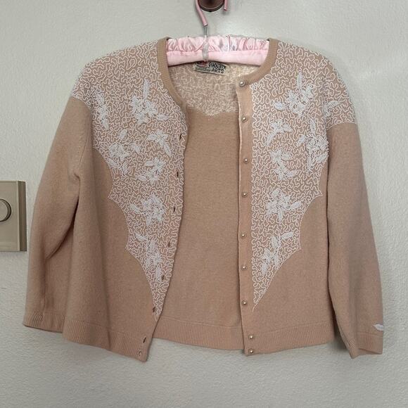 Phoenix Arts Sweaters - Vintage 50s 60s Chic Beige Women's Beaded Cardigan Pearl Button